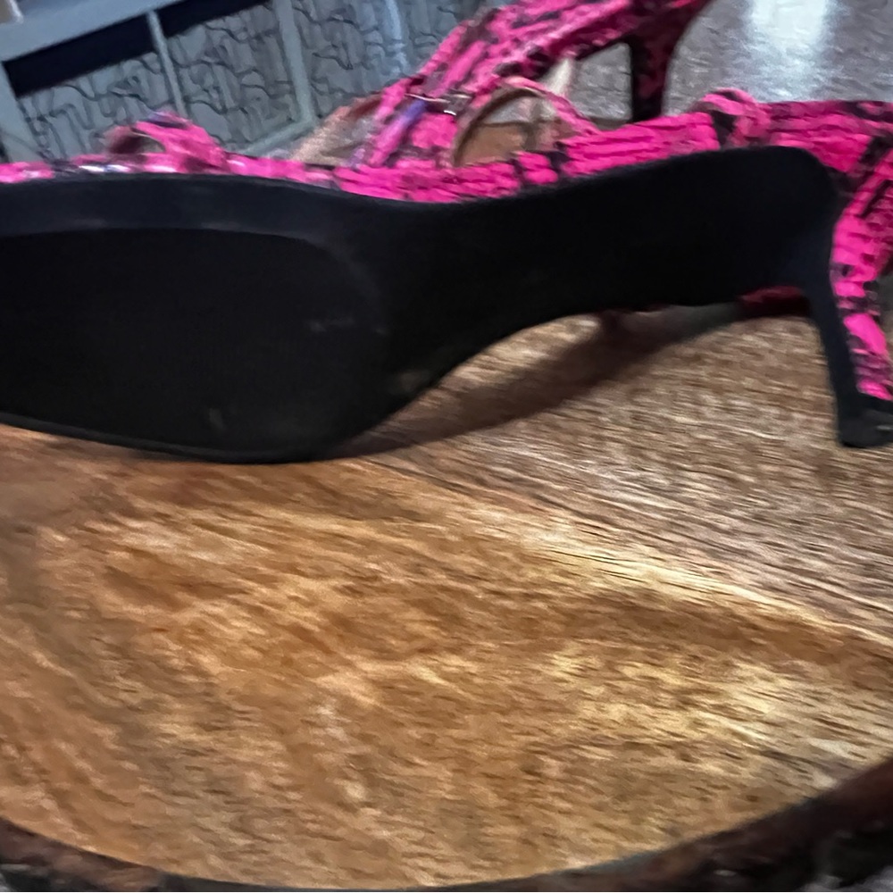 INC International Concepts Fuchsia Snake Print Sandals - Picture 3 of 4